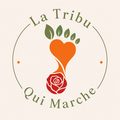 Logo La Tribu Qui Marche : une empreinte de pied en cœur, feuilles et rose